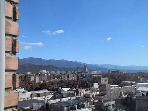 Departamento con excelente vista y balcon en alquiler