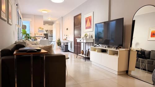 Venta departamento de categoria en pb zona centro con cochera y escritura