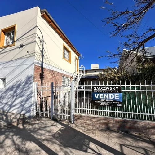 Casa en venta en puerto madryn de 4 dormitorios