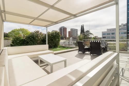 Alquiler casa 7 amb c terraza y jardin complejo forum alcorta ramsay 2000 bajo belgrano