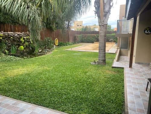 Casa 4 dorm en la reserva pileta climatizada 480m2