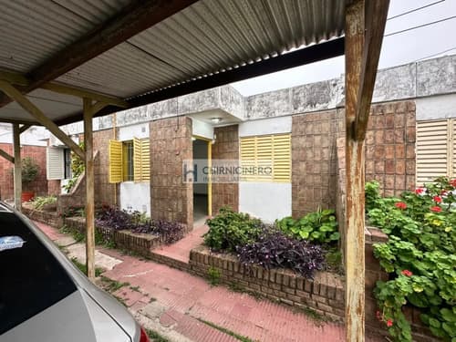 Alquiler de casa interna en barrio san agustin