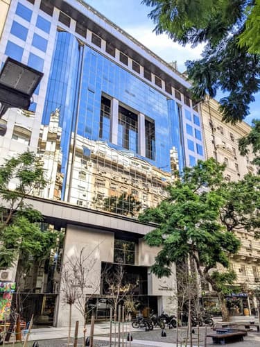 Alquiler oficina comercial avroquesaenzpena 1149