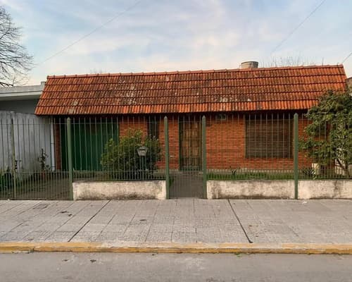Casa en venta ubicado en berazategui gba zona sur en GBA Sur — foto 1