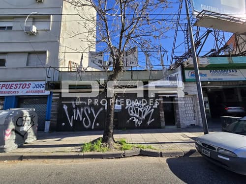 Venta lote terreno sobre av juan b justo 7300