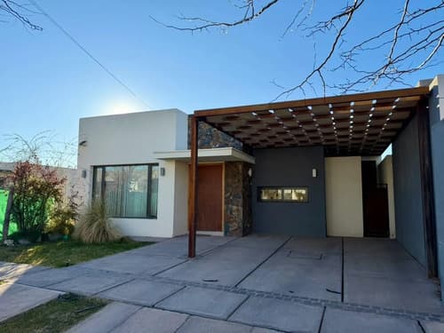 Se alquila casa barrio rincon de drummond lujan de cuyo mza