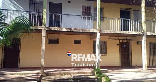 Departamento 4 dormitorios en venta con patio en Resistencia