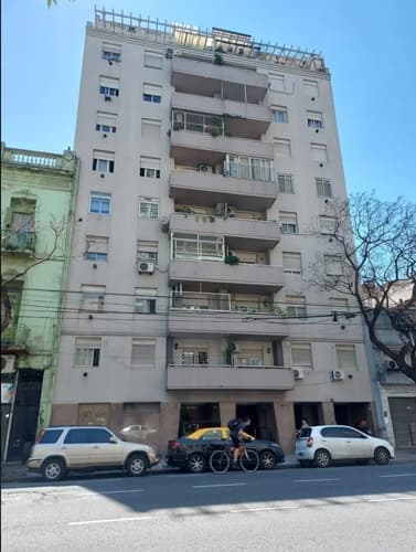 Venta departamento 4 ambientes con balcon en san cristobal av san juan 3000