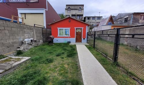 Propiedad con terreno nivelado apto credito