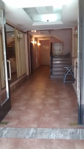 Amplio departamento de 3 ambientes con balcon en av san juan y entre rios