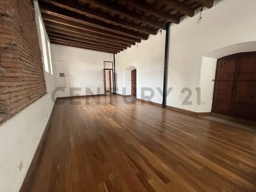 Casona en alquiler comercial