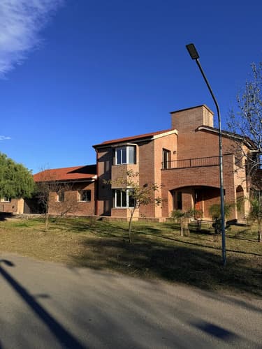 Alquiler casa 3 dormitorios country san isidro a estrenar