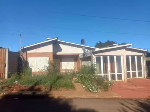 Venta casa obera con cochera