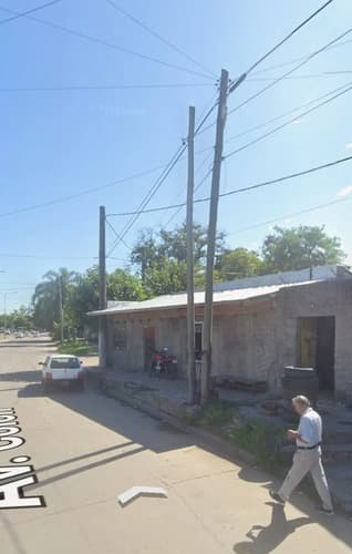 Sobre avenida colonterreno esquina de 480 metros cuadrados altura al 1400 esquina larrea