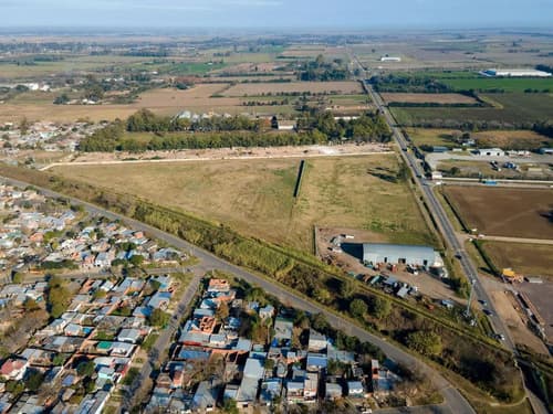 Lotes industriales en baigorria de 2500 a 18000 m2