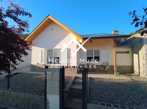Casa en esquel un dormitorio amplio patio en Esquel — foto 1