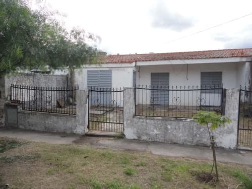 Venta de casa cuatro dormitorios barrio autonomia en Santiago del Estero