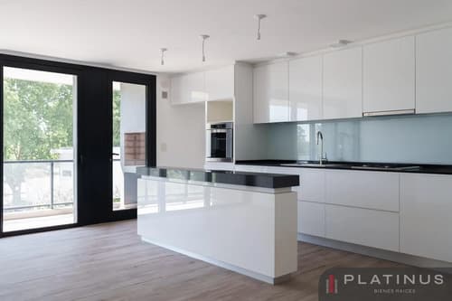 Departamento de 2 dormitorios con cochera en greenpark valle escondido