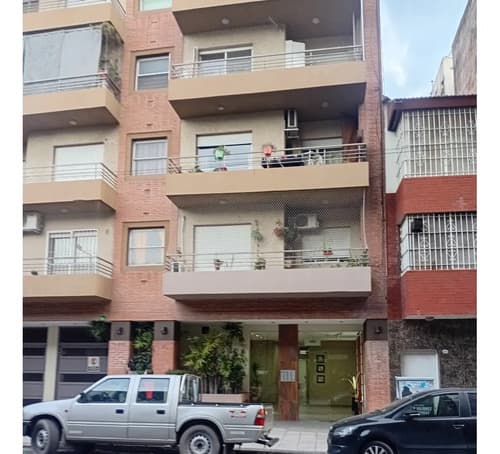 2 ambientes con cochera fija mexico y luis saenz pena en San Luis — foto 1