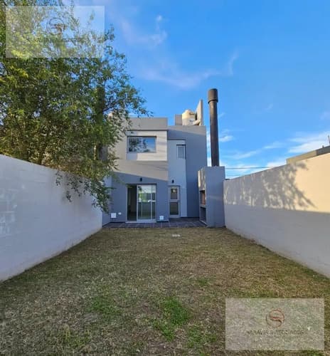 Duplex en alquiler villa allende barrio norte