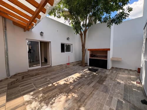 Casa en venta reciclada a nuevo excelente ubicacion