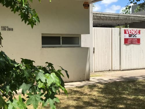 Venta casa 2 dormitorios aldea fisherton