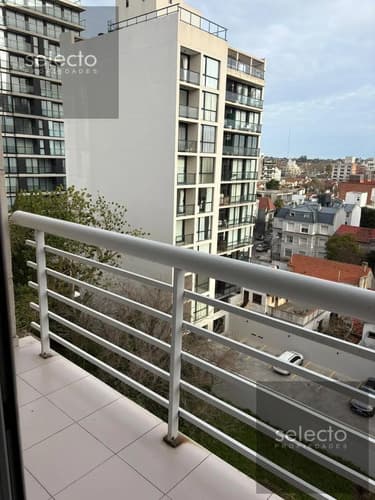 En alquiler 24 meses departamento 2 ambiente zona paseo aldrey en Mar del Plata
