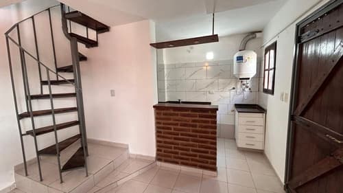 Venta duplex 1 dor y medio en larra y berrotaran