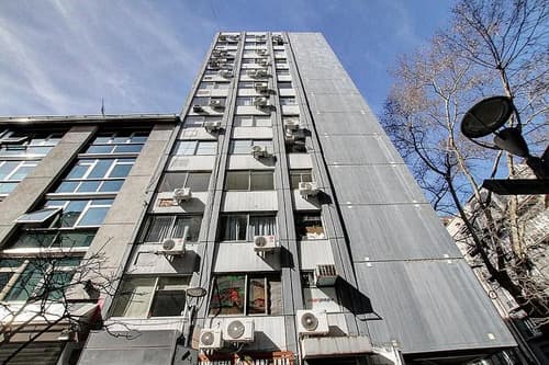 Oficina en alquiler y en venta que ocupa la totalidad de la planta muy buena luz natural y estado en Cariló