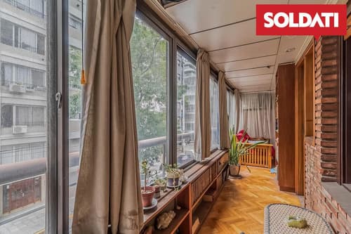 Muy buen departamento apto credito en venta 4 amb y cochera en belgrano en Miramar — foto 1