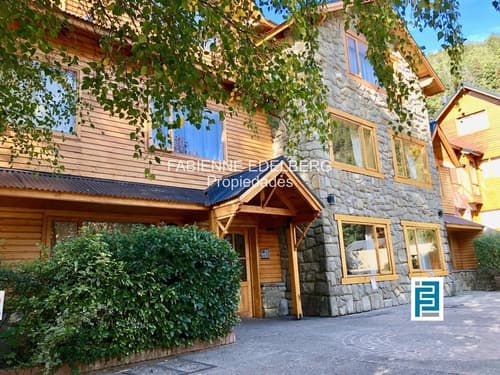 Departamento con pileta int out con patio planta baja con vistas soleado san martin de los andes