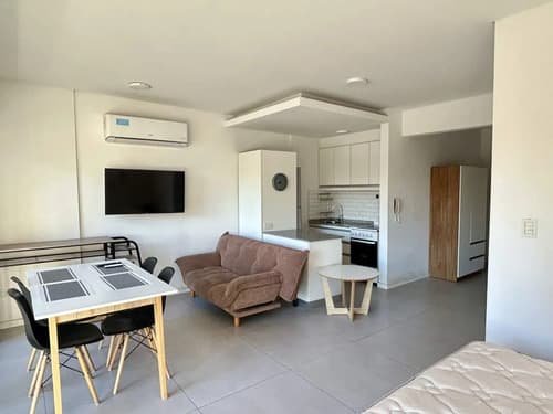 San telmo av san juan al 200 amplio monoambiente con balcon aterrazado vista abierta y mucha luz