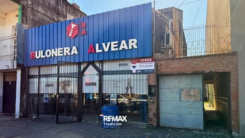 Local y vivienda en venta en plena zona comercial