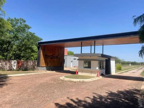 Hermosa casa a estrenar en b priv jardin del sol en Santiago del Estero