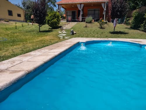 Cabanas mendoza cacheuta con parquisado y tranquilidad todo equipado para 6 personas lugar ideal para pasar en familia y descansar en Mendoza — foto 1