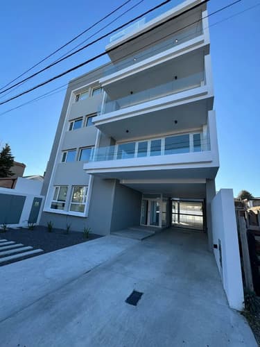 Departamento a estrenar ubicado en barrio sur