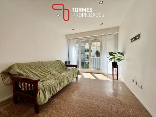 Venta departamento 2 ambientes al frente con balcon en zona paseo aldrey mar del plata en Mar del Plata