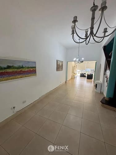 Cf1330 casa en venta 3 dormitorios zona centro