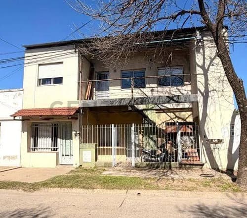 Casa con departamentos venado tuerto en Venado Tuerto — foto 1