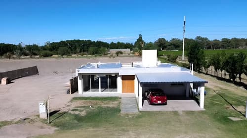 Casa 3 hab 3 banos pileta rivadavia b privado