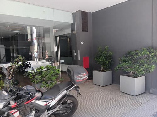 1 ambiente a estrenar aptoprof lujo sesmeralda a una cuadra de cordoba solariumlandrybno complerto 24hs vig en Tandil