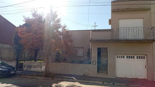 Casa 4 dormitorios cochera y patio concordia