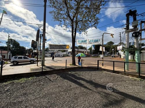 Se vende terreno en esquina con local comercial diagonal a ypf iguazu