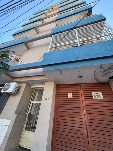 Venta departamento calle moreno
