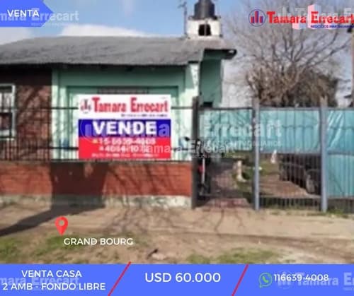 Casa chalet en venta ubicado en grand bourg malvinas argentinas gba zona norte en GBA Norte