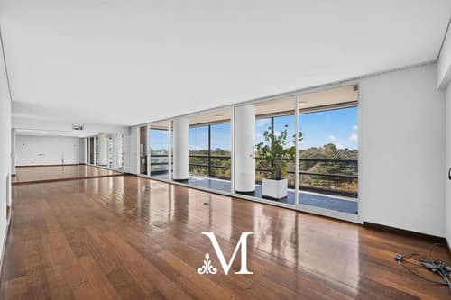 Exclusivo piso torre kocourek av figueroa alcorta 6 ambientes con balcon y 2 cocheras seguridad 24hs