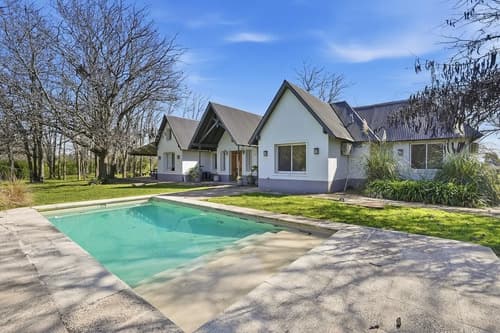 Venta casa en estancia el aduar en Zárate — foto 1