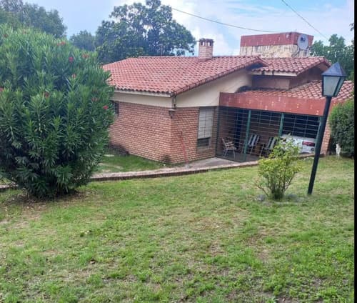 Rossi bienes raices vende casa en cosquin en Cosquín — foto 1