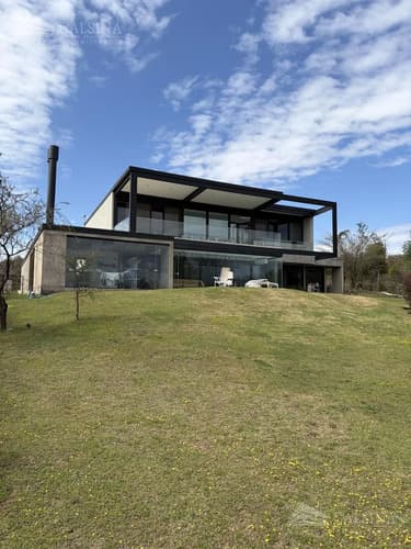 Casa en venta en estancia el terron mendiolaza en Córdoba Capital — foto 1
