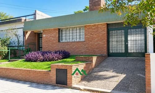 Casa en venta de 4 dormitorios depto en altos de villa cabrera en Córdoba Capital — foto 1